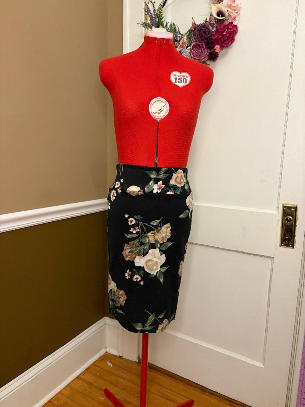 Dark Gothic Pencil Skirt - S/M